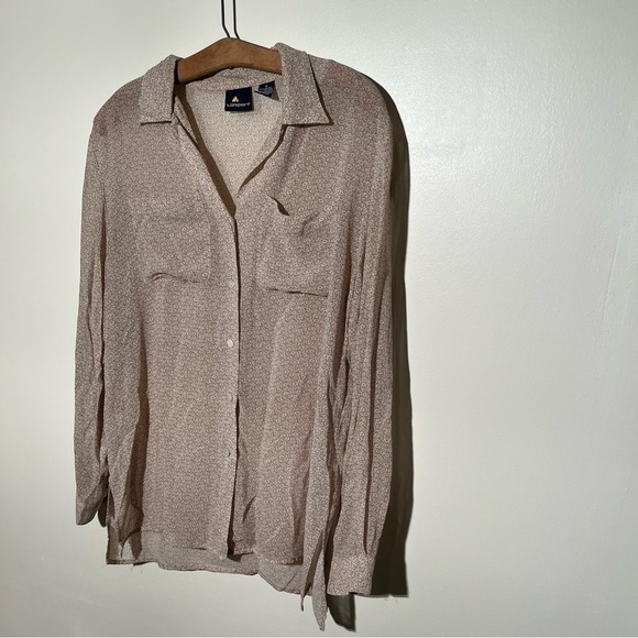 Vintage Liz Sport Floral Rayon Semi Sheer Button Down - Picture 6 of 10